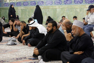 عزاداری به زبان‌های عربی، اردو و نیجریه‌ای در حرم مطهر بانوی کرامت