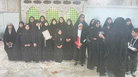 طلاب مبلغ مدرسه فاطمه الزهرا (س)اراک در اردوی یک روزه امام زاده محمد عابد(ع) شرکت کردند.