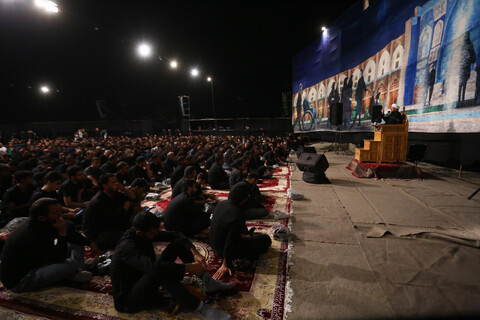 مراسم شب پنجم محرم در هیئت عاشوراییان اصفهان