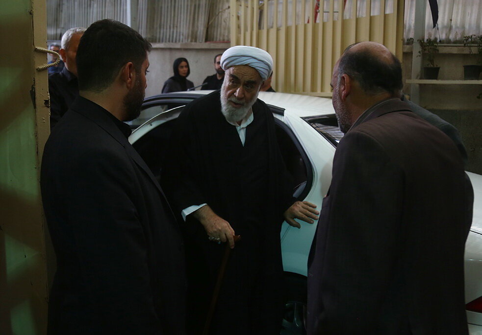 گزارشی از مراسم تشییع و تدفین آیتﷲ صانعی در تهران و قم