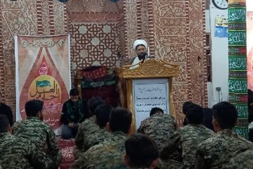 شخصیت افراد تحت تأثیر محیط اجتماعی جامعه شکل می‌گیرد