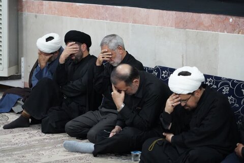 تصاویر دومین روز عزاداری دهه محرم در دفتر نماینده ولی فقیه در لرستان