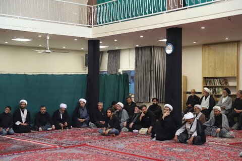 تصاویر/ مراسم عزاداری روز اول محرم در دفتر آیت الله مکارم شیرازی