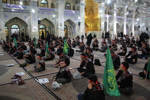 تصاویر| برگزاری همایش سوگواره "احلی من العسل" باحضور انبوه دانش اموزان شیرازی