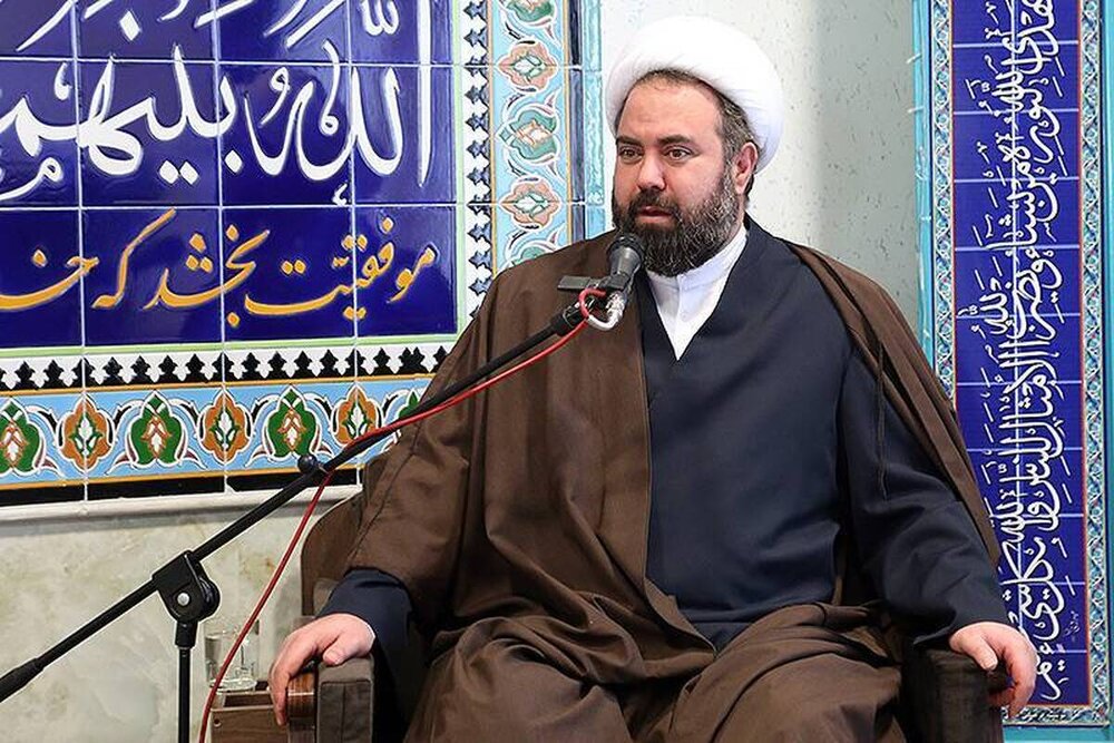 نشست "در مسیر و بایسته های طلبگی" برگزار شد