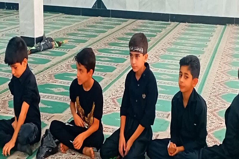 مراسم"احلی من العسل" در گیلانغرب برگزار شد