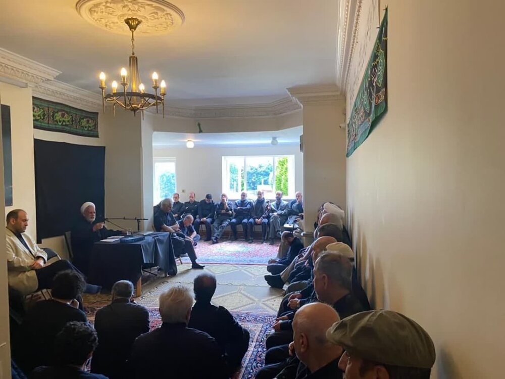 برگزاری مجلس عزای حسینی در دفتر مرحوم آیت‌الله فاضل لنکرانی در لندن