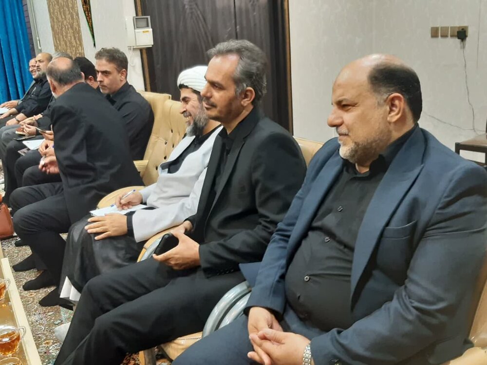 دشمن با کوچکترین بهانه نقشههای شوم خود را در کشور اجرایی میکند