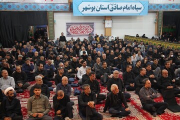 تصاویر/ مراسم شب هفتم محرم در حسینیه عاشقان ثارالله بوشهر