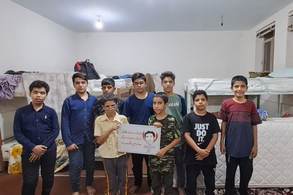 حفظ سه جزء قرآن، پاسخ عملی دانش آموزان اشکذری به اهانت کنندگان به قرآن