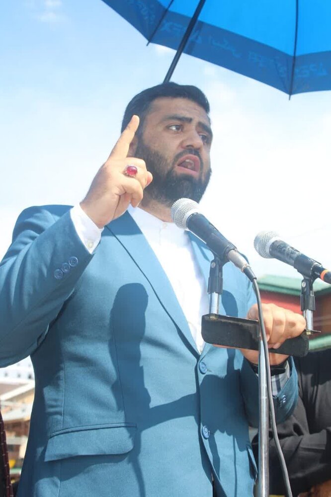 انجمن شرعی شیعیان کی جانب سے وادی کے مختلف مقامات پر علم شریف کی برآمدگی / ہزاروں کی تعداد میں عزاداروں کی شرکت