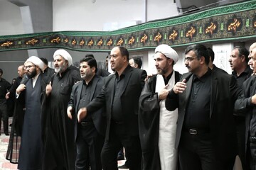 تصاویر/ مراسم عزاداری و قرائت زیارت عاشورا در سازمان جهادکشاورزی آذربایجان شرقی
