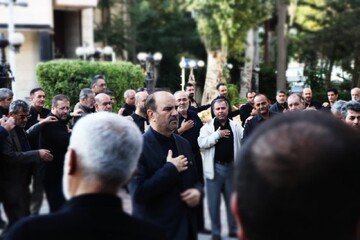 تصاویر/ مراسم عزاداری و قرائت زیارت عاشورا در استانداری آذربایجان شرقی