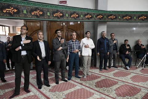 تصاویر/ مراسم عزاداری  و قرائت زیارت عاشورا در سازمان جهادکشاورزی آذربایجان شرقی