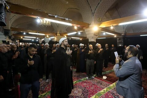 روز اول مراسم عزاداری شهادت حضرت اباعبدالله الحسین(ع) در مسجد شیخ الاسلام قزوین