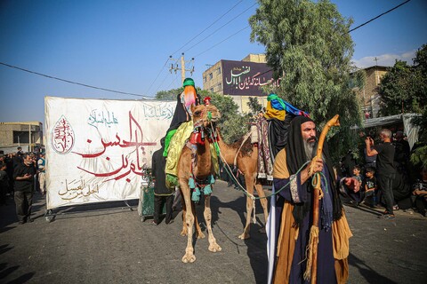 کاروان نمادین امام حسین در خمینی شهر