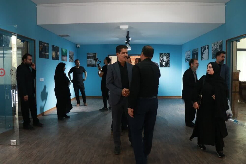 نمایشگاه عکس «در سوگ» در کاشان گشایش یافت