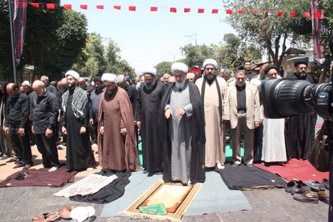تصاویر/ تجمع عزاداران قزوینی و اقامه نماز در ظهر تاسوعا