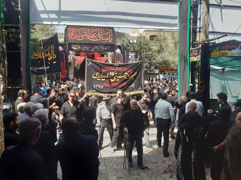 تصاویر/ عزاداری هییت حسینی زیدی کاشان در تاسوعای حسینی