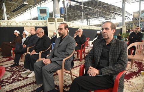 تصاویر| مراسم سوگواری صبح تاسوعای حسینی در مسجد شهدای شیراز به میزبانی نماینده ولی فقیه در فارس