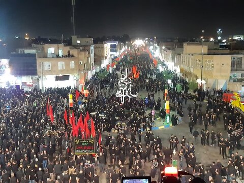 عزاداری هیئت علی اصغری آران و بیدگل در شب عاشورای حسینی