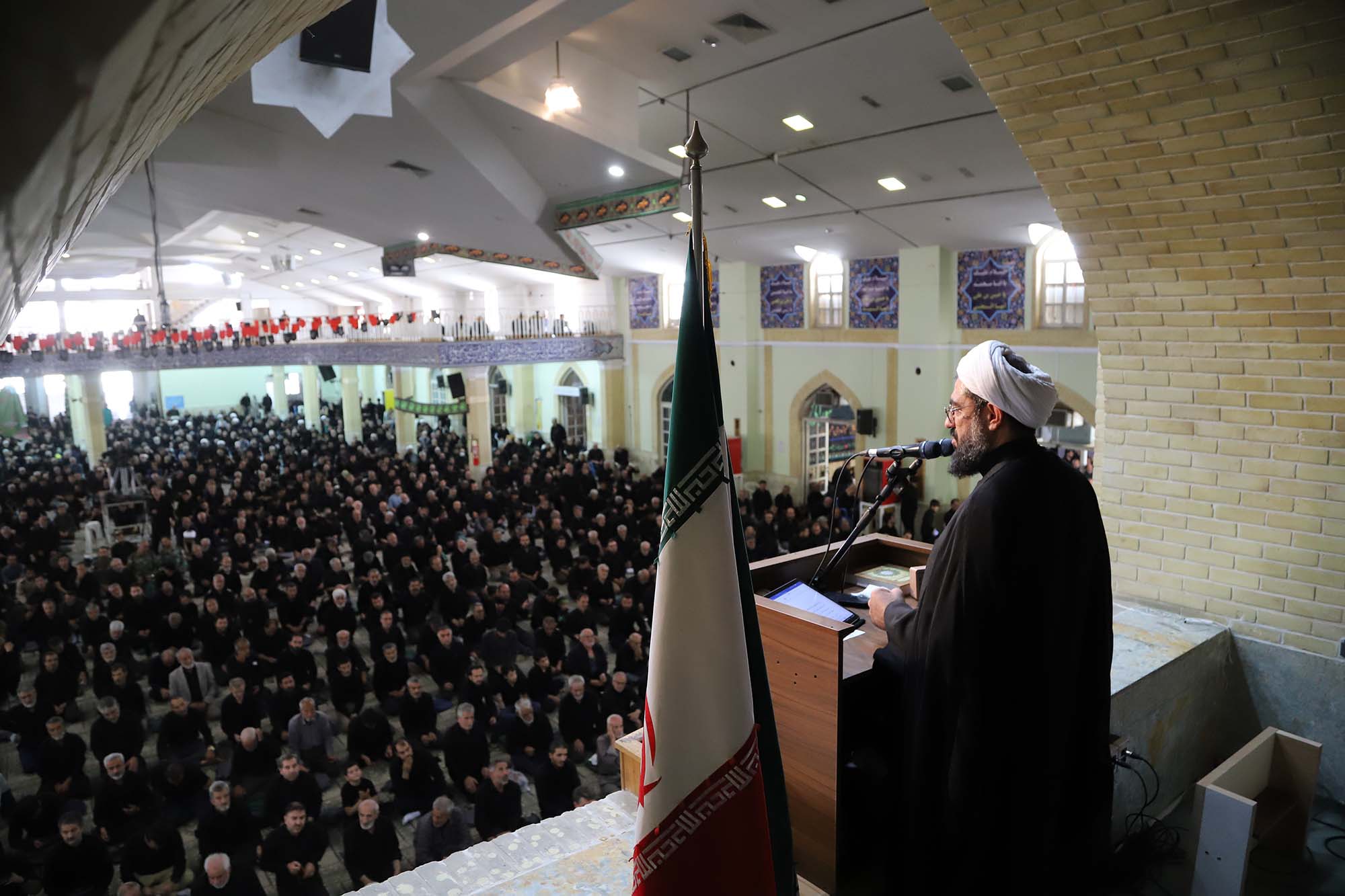 تصاویر / نماز جمعه عاشورایی همدان