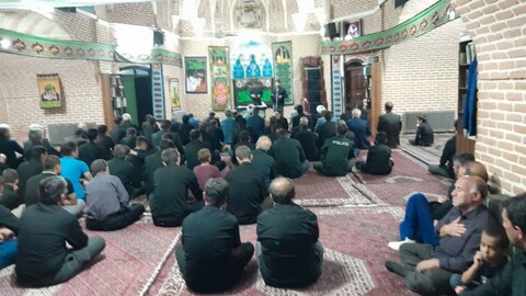 تصاویر/ مراسم عزاداری شب عاشورا در مسجد جامع تکاب