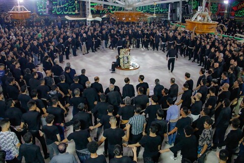 سینه زنی سنتی بوشهری‌ها در شب عاشورا