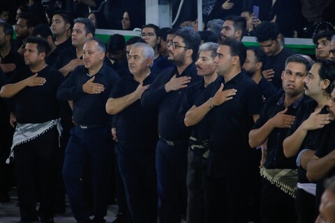 سینه زنی سنتی بوشهری‌ها در شب عاشورا