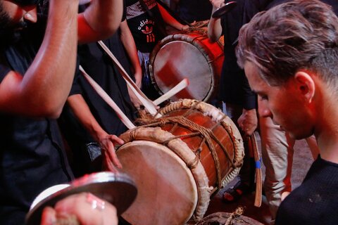 تصاویر/ حال و هوای بوشهر در شب عاشورا