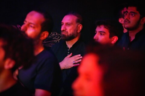 تصاویر/مراسم سوگواری شب عاشورای هیئت فدائیان حسین اصفهان