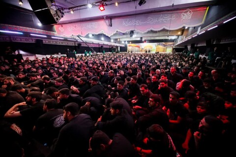 تصاویر/مراسم سوگواری شب عاشورای هیئت فدائیان حسین اصفهان