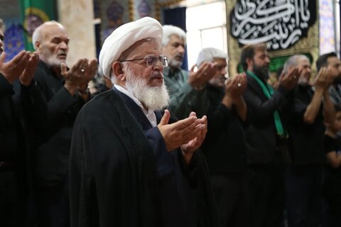 تصاویر نماز جمعه عاشورایی مردم دارالعباده یزد