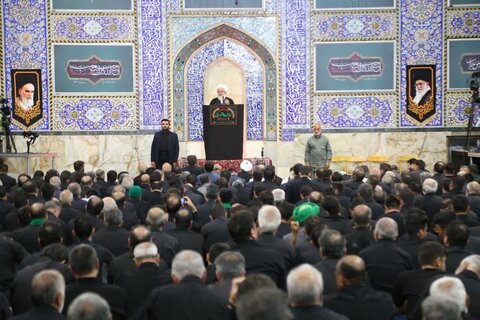 تصاویر نماز جمعه عاشورایی مردم دارالعباده یزد