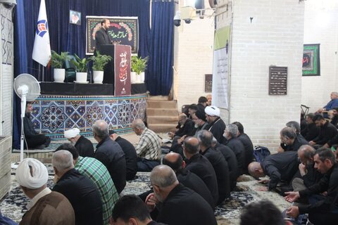 تصاویر/ نماز جمعه در روز عاشورا در مسجدالنبی(ص) قزوین