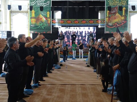 تصاویر/ مراسم عزاداری روز عاشورا در مصلای شهرستان ماکو
