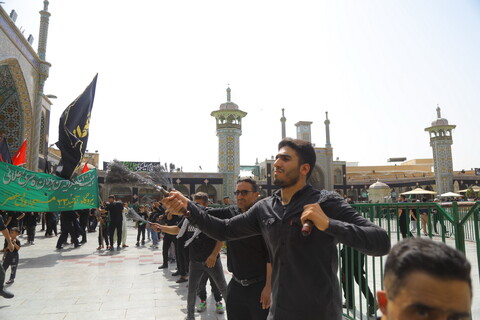 تصاویر / عزاداری مردم قم در روز عاشورای حسینی