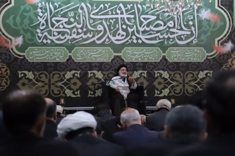 عزاداری عصر عاشورای حسینی از سوی نماینده ولی فقیه در آذربایجان شرقی