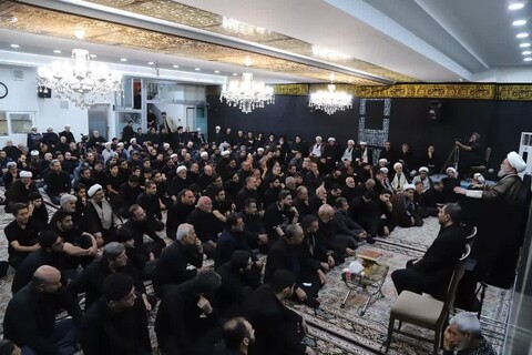 عزاداری عصر عاشورای حسینی از سوی نماینده ولی فقیه در آذربایجان شرقی