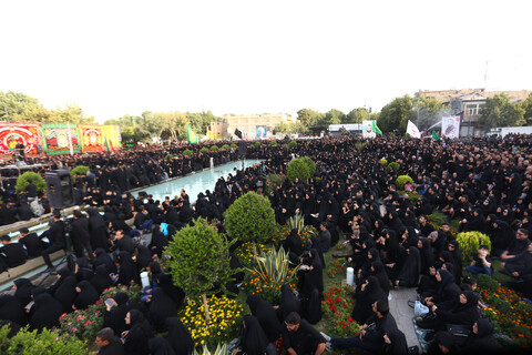 اجتماع مردمی «یوم‌الحسین(ع)» در اصفهان