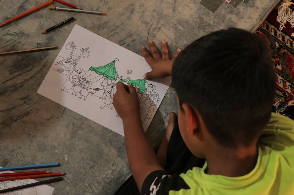 عزاداری کودکان عاشورایی در کوشک کمالالملک کاشان + عکس