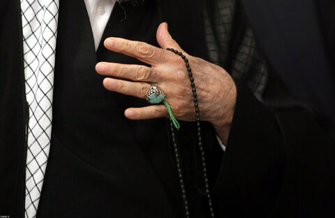 بالصور/ مجلس العزاء لليلة السبايا في حسينيّة الإمام الخميني (قده)