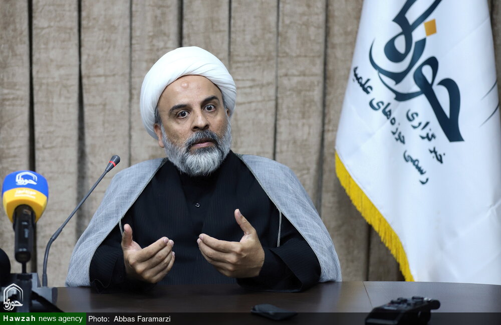 امروز شاهد رشد تفکر غربی در جامعه و اضمحلال و استحاله فرهنگی هستیم/ پژوهش بر تبلیغ مقدم است/ امروز حوزه گرفتار دپوهای تبلیغی است