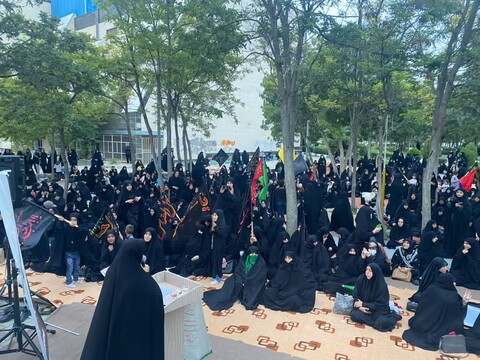 تصاویر/ اجتماع بزرگ «رهروان زینبی» در اردبیل