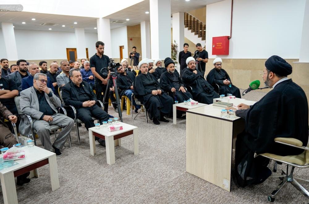 إقامة ندوة تثقيفية حول واقعة الطف وانعكاساتها الفكرية على الأسرة والمجتمع إقامة ندوة تثقيفية حول واقعة الطف وانعكاساتها الفكرية على الأسرة والمجتمع