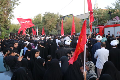 تصاویر| اجتماع خود جوش مردم شیراز در پی هتک حرمت به بانوی آمر به معروف در نارنجستان