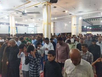 اقامه نماز جمعه در کاکی به روایت تصویر