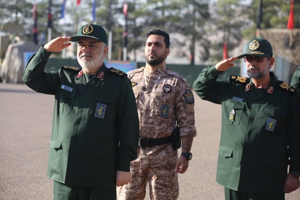 استقرار موشک های برخوردار از فناوری هوش مصنوعی / افزایش برد آشکارسازی سامانه های جنگ الکترونیک