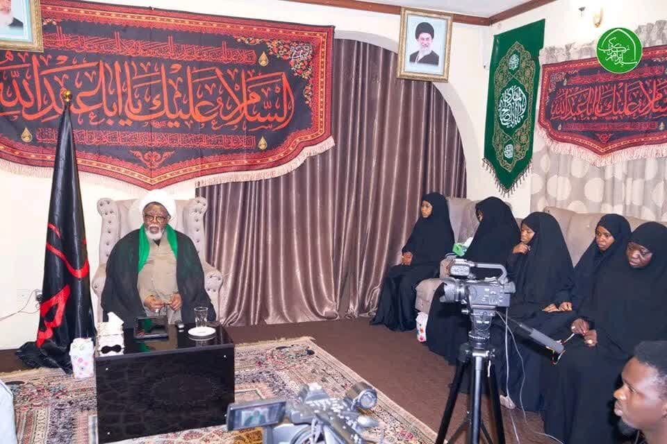 دیدار جمعی از قاریان قرآن کریم با شیخ زکزاکی +تصاویر