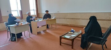 مصاحبه متقاضیان ورود به مدرسه علمیه خواهران اردبیل انجام شد